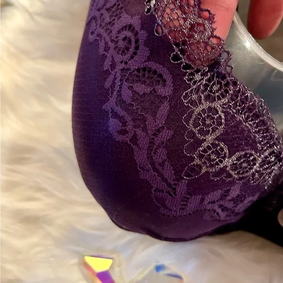 DKNY !! - Picture 11 of 16